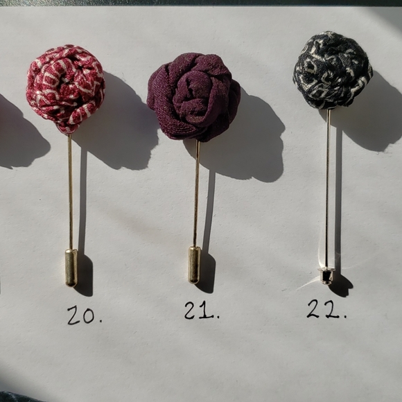 Hand sewn vintage kimono silk lapel stick pins - Picture 14 of 16
